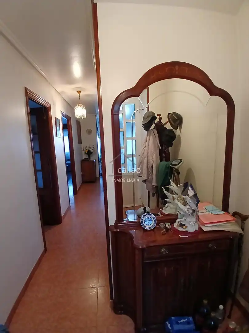 Casa adosada en venda en Ferrol amb Calefacció, Jardí privat i Traster