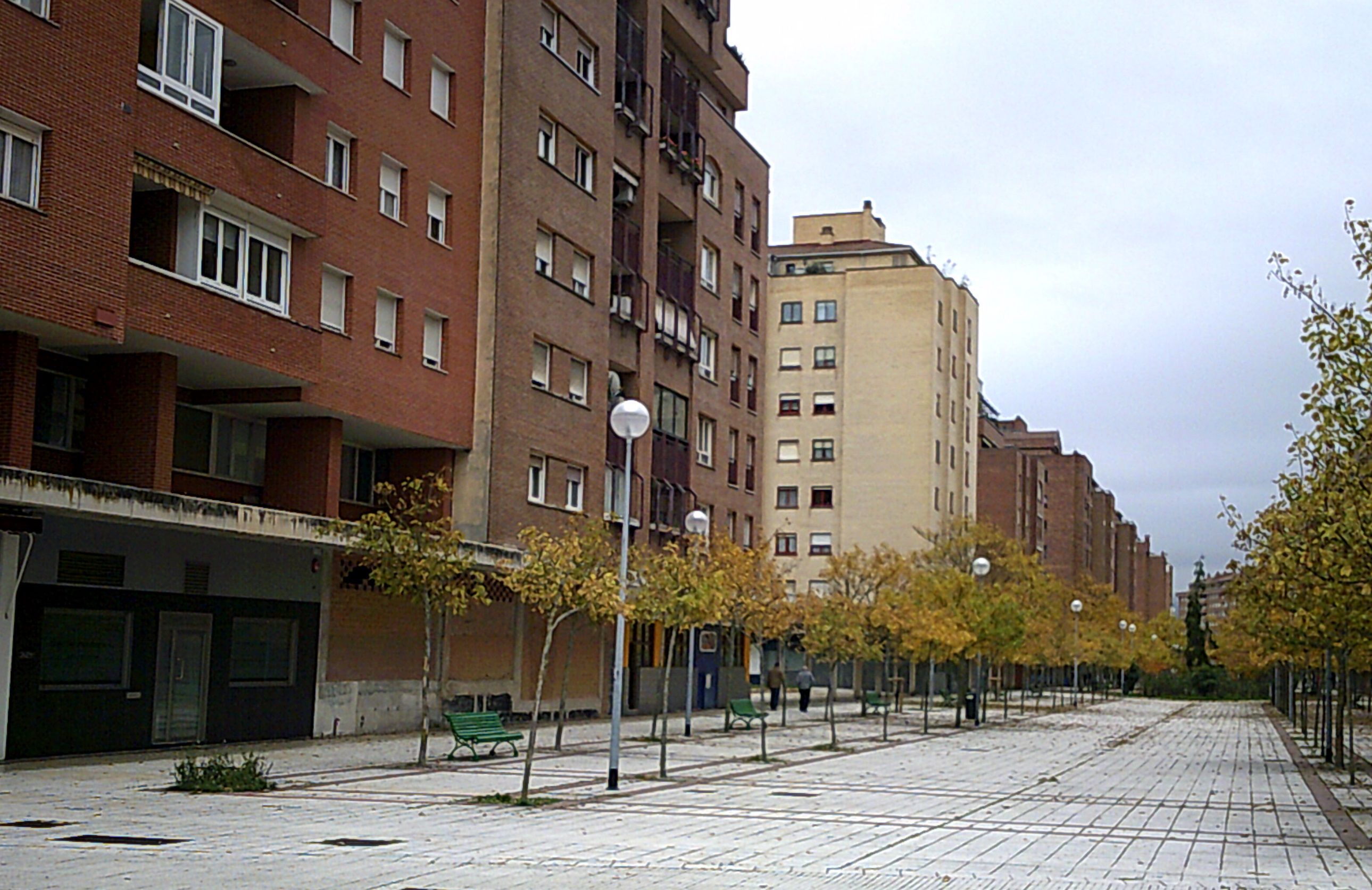 Premises for sale in IRUNLARREA, Mendebaldea - Ermitagaña