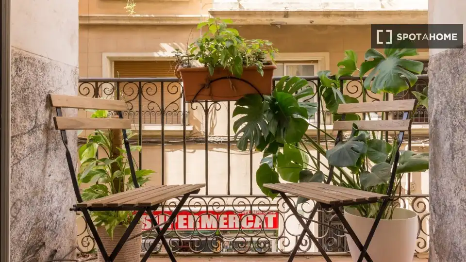 Flat with terrace to rent in Ciutat Vella, imagen 14