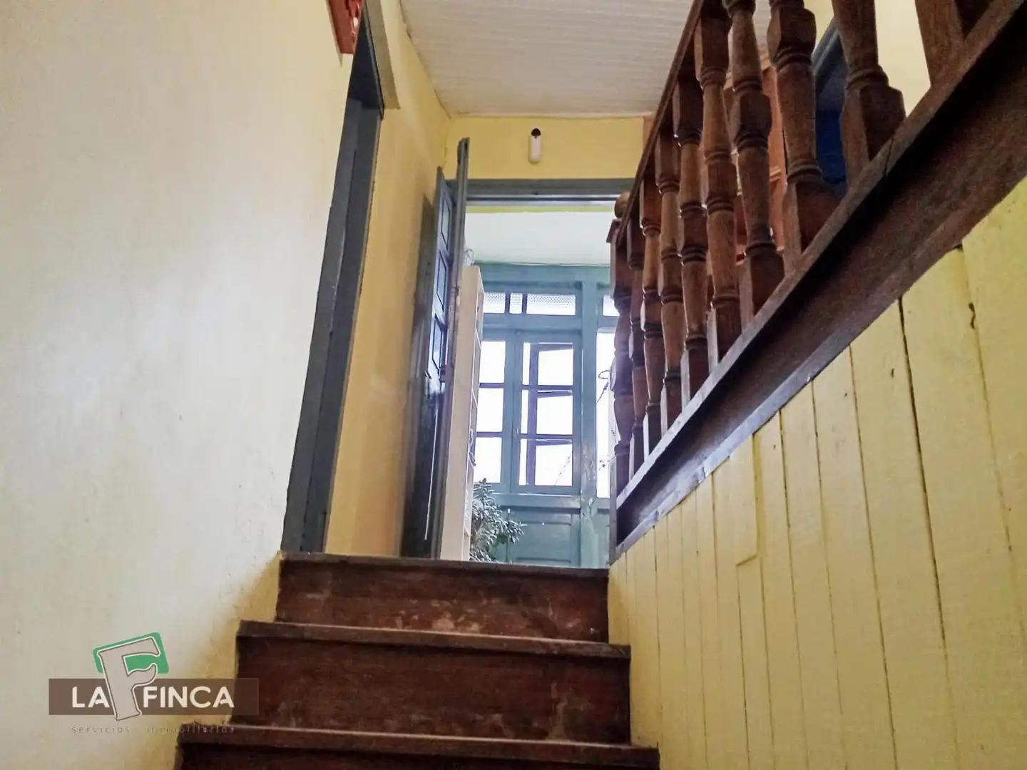Casa adosada en venta en CASARES, Quirós