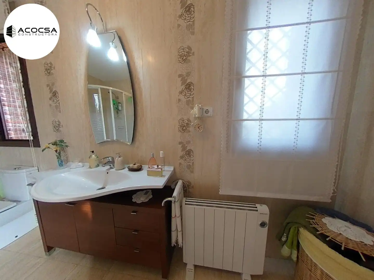 Badezimmer von Haus oder Chalet zum Verkauf in Sant Andreu de la Barca mit Privatgarten, Terrasse und Abstellraum