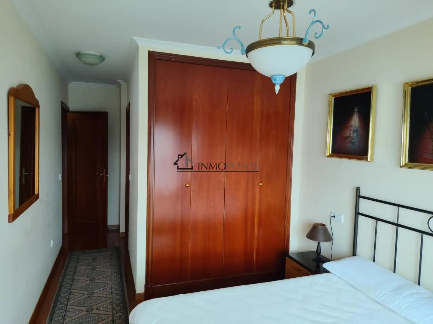 Schlafzimmer von Wohnung zur Miete in Pontevedra Capital  mit Heizung, Parkett und Terrasse