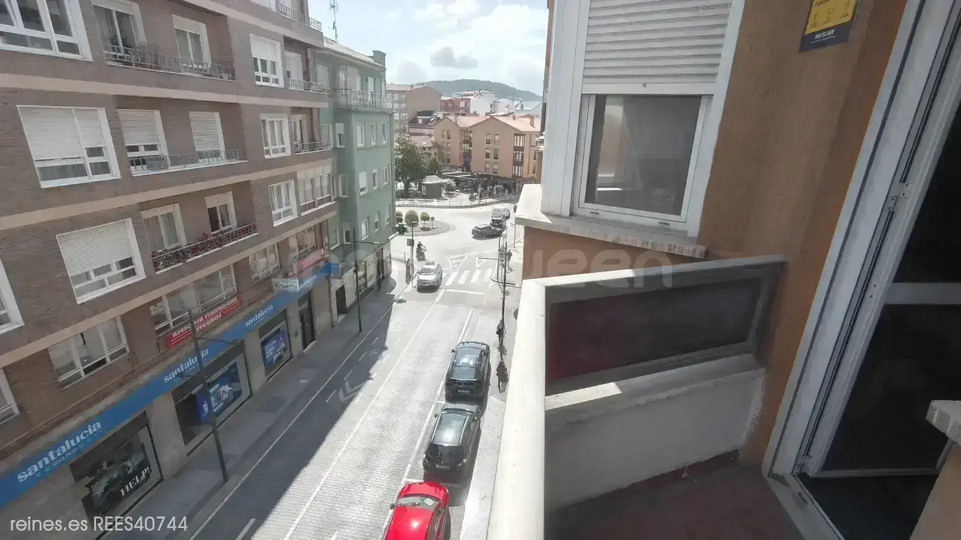 Vista exterior de Piso en venta en Torrelavega  con Calefacción, Terraza y Amueblado