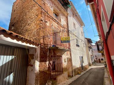 Casa con balcone in vendita a Calle Real