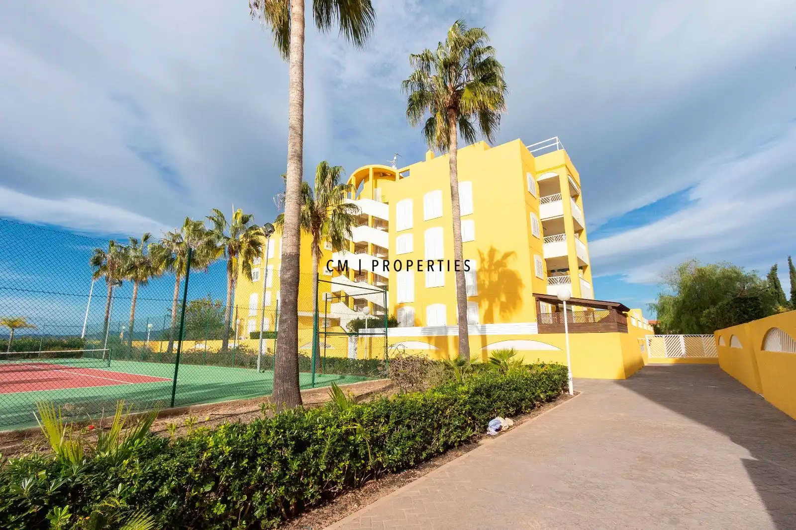 Attic for rent in Salines, de Les, Corinto - Almarda