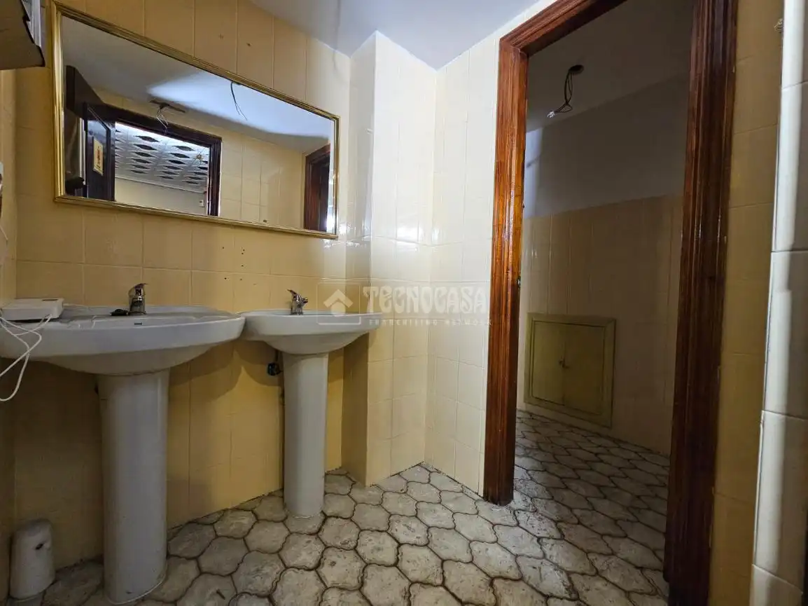 Bany de Edifici en venda en Leganés
