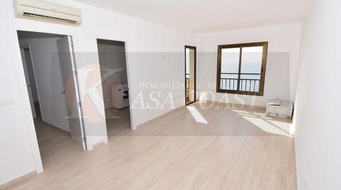 Foto 2 de Pis en venda a Playa de los Boliches, Málaga