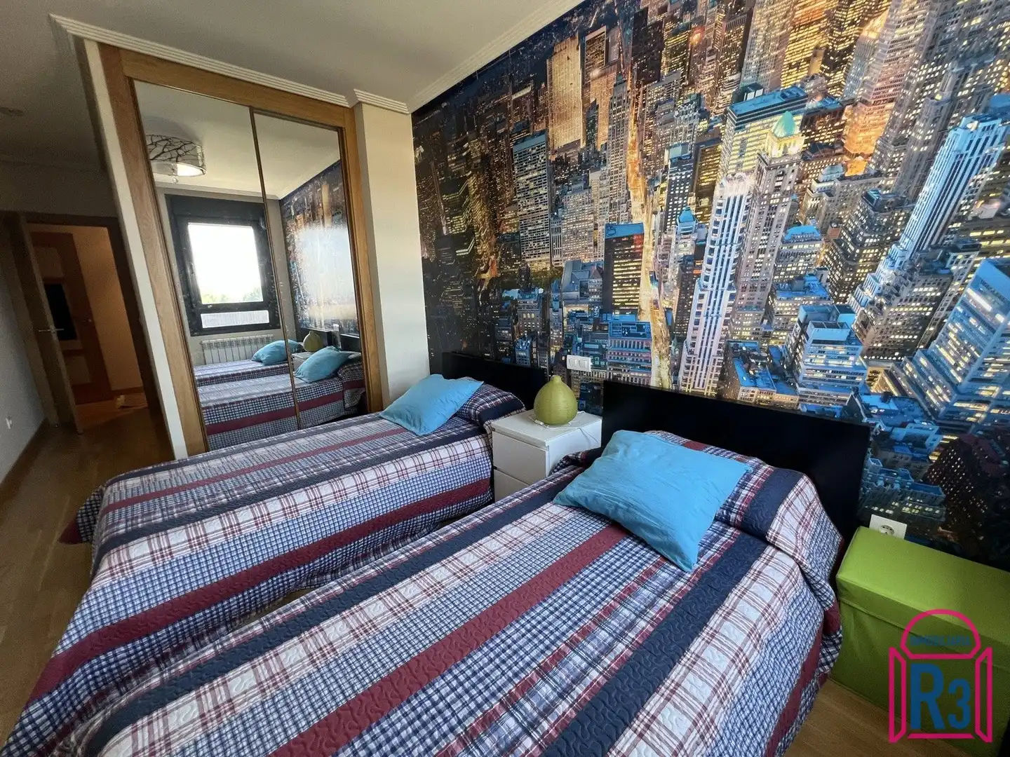 Bedroom of Apartments for sale in León Capital   with Heating, Storage room and Furnished