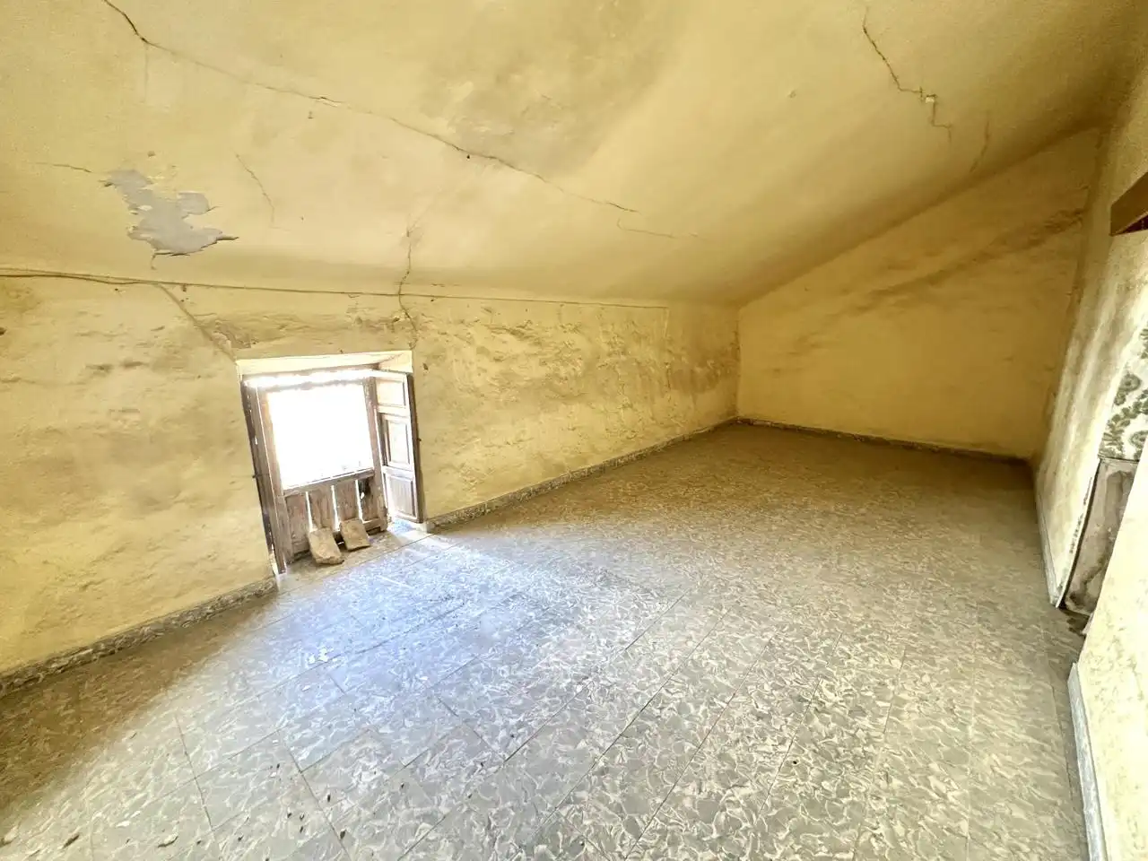Casa o xalet en venda en Sierra de Yeguas amb Jardí privat