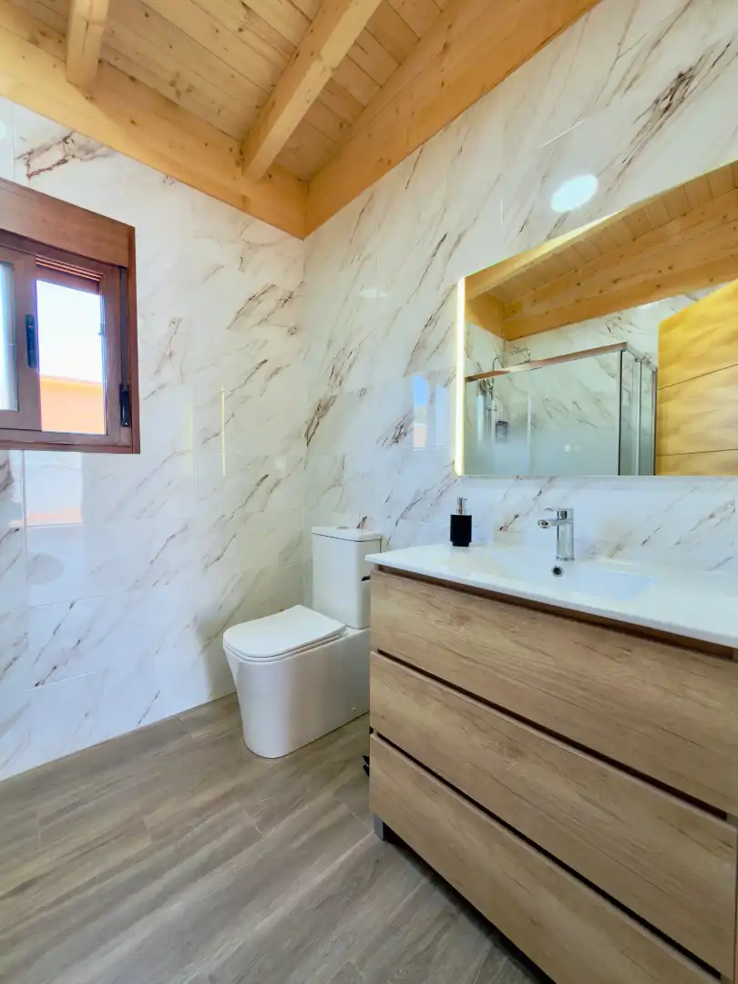 Baño de Casa o chalet de alquiler en Chiclana de la Frontera con Aire acondicionado, Calefacción y Terraza