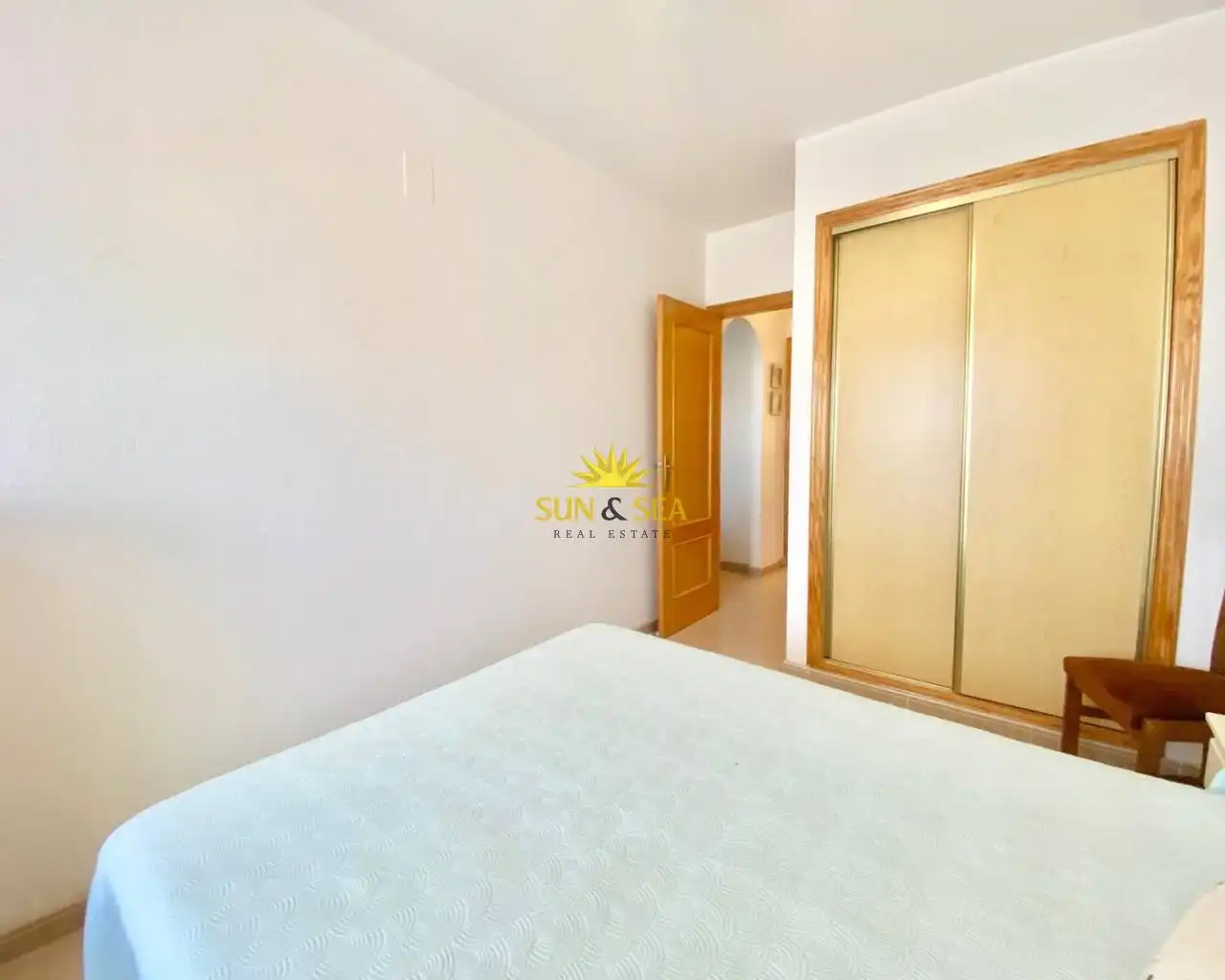 Habitación de Apartamento de alquiler en Cartagena con Aire acondicionado, Calefacción y Piscina