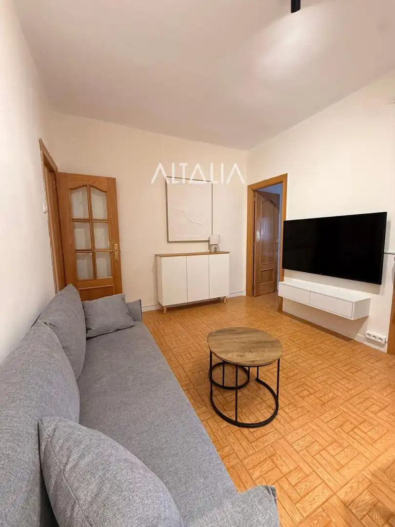 Living room of Flat for rent in Cuenca  with Heating and Furnished