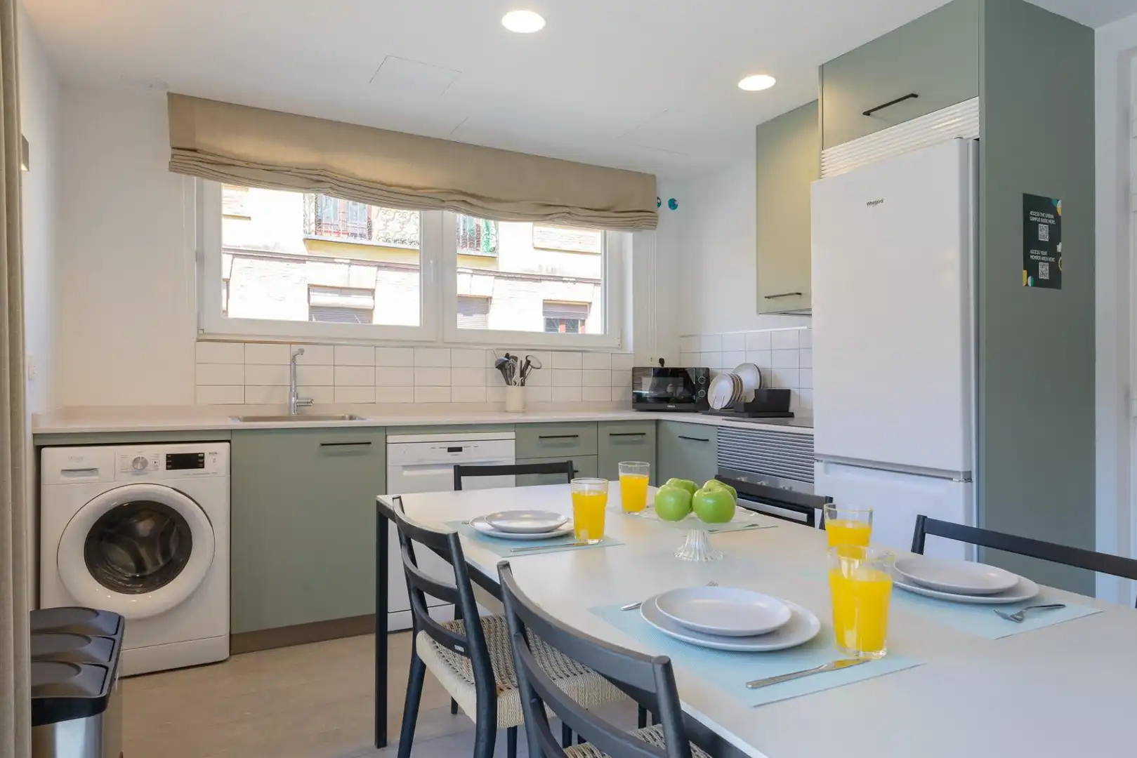 Küche von Wohnung zur Miete in Madrid mit Klimaanlage und Möbliert