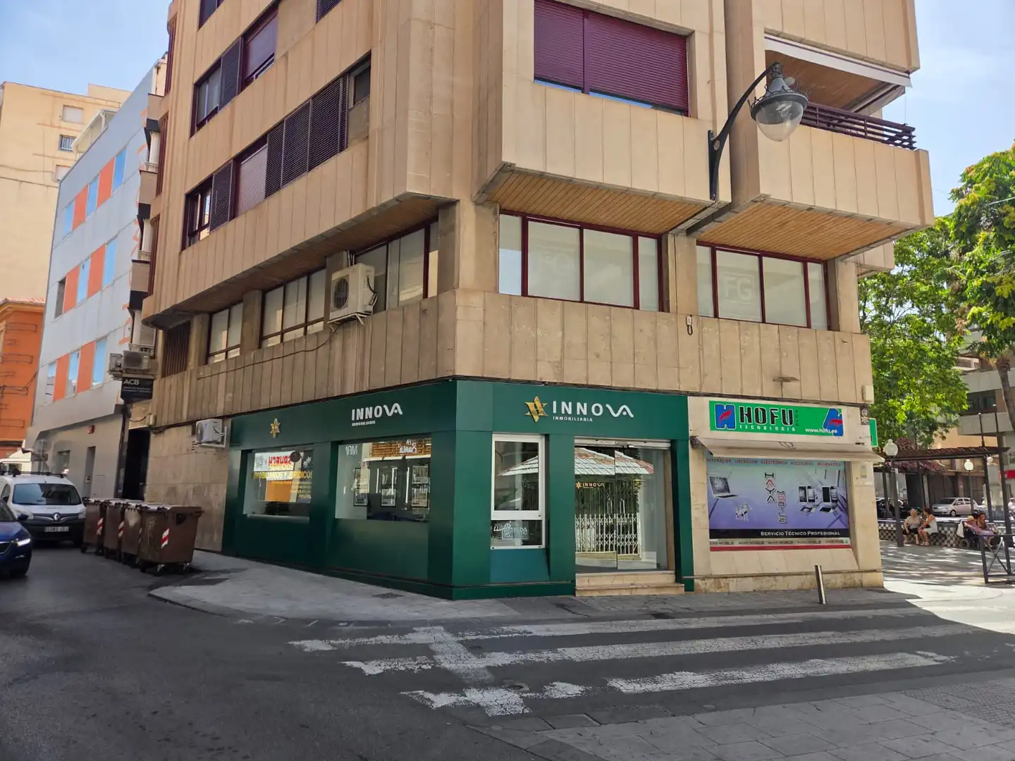Vista exterior de Oficina de alquiler en Elda con Aire acondicionado, Calefacción y Amueblado