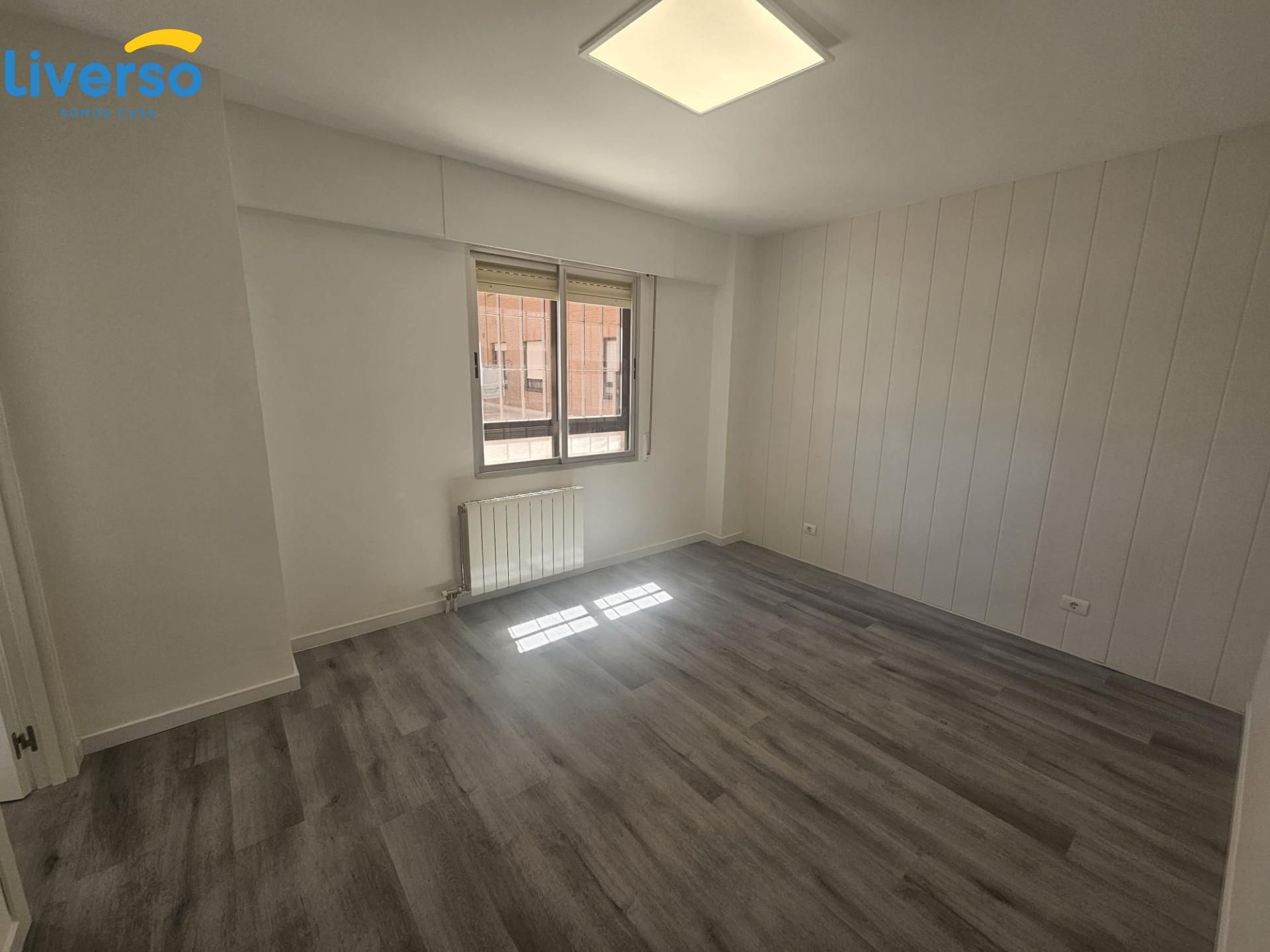 Habitación de Piso en venta en Burgos Capital con Calefacción y Parquet