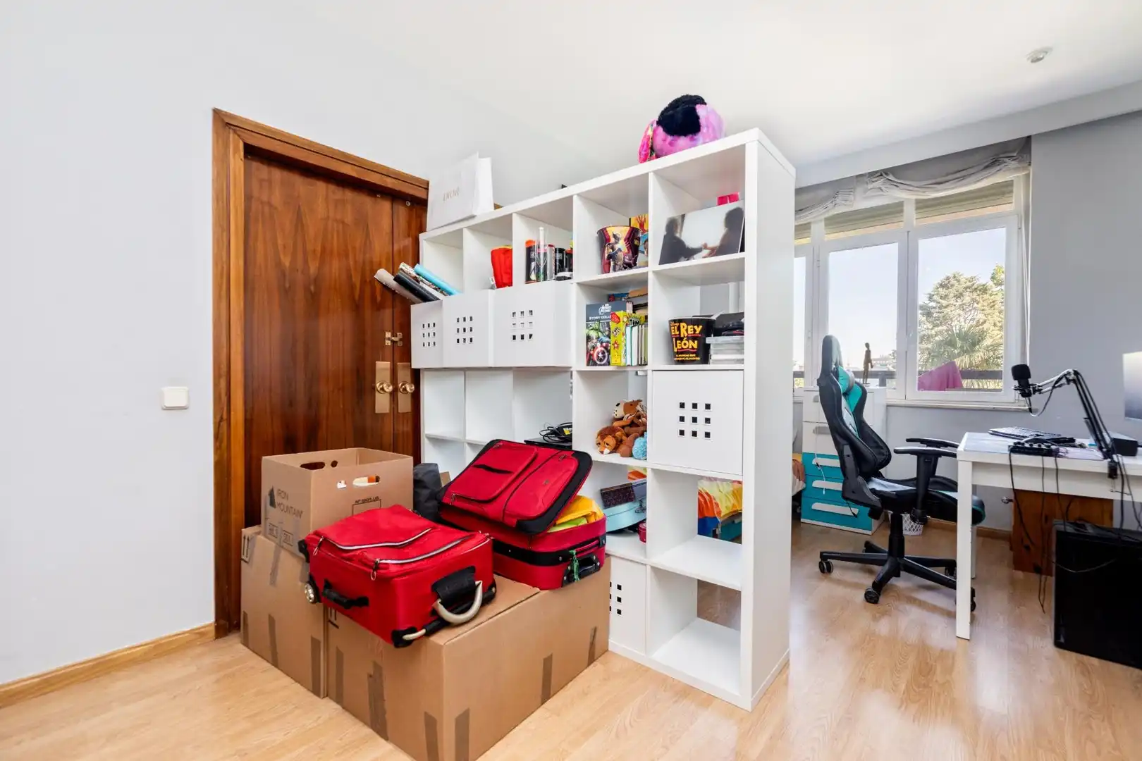 Schlafzimmer von Wohnungen zur Miete in Madrid mit Klimaanlage, Privatgarten und Terrasse