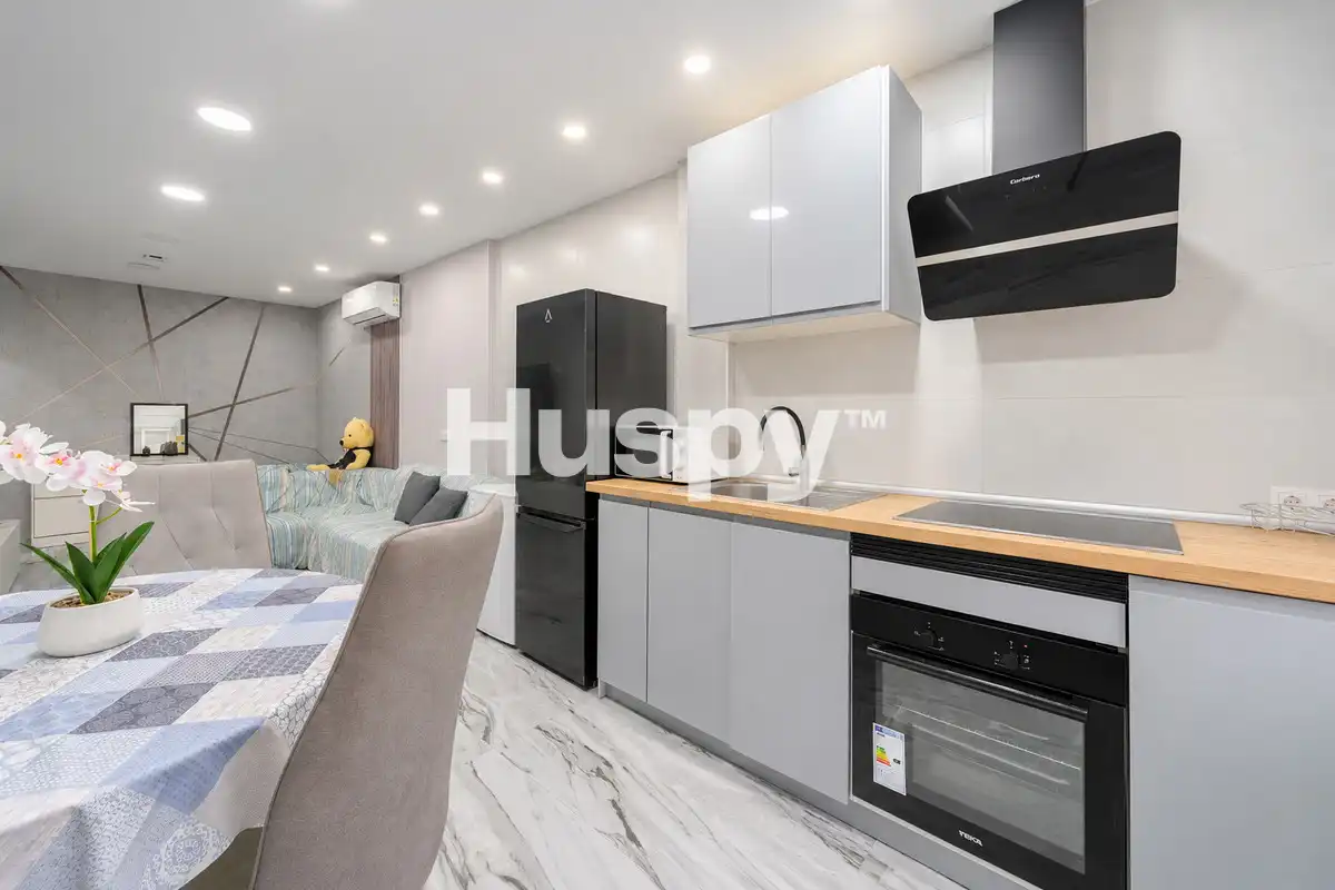 Ground floor with pool for sale in Avenida de Portugal, imagen 6