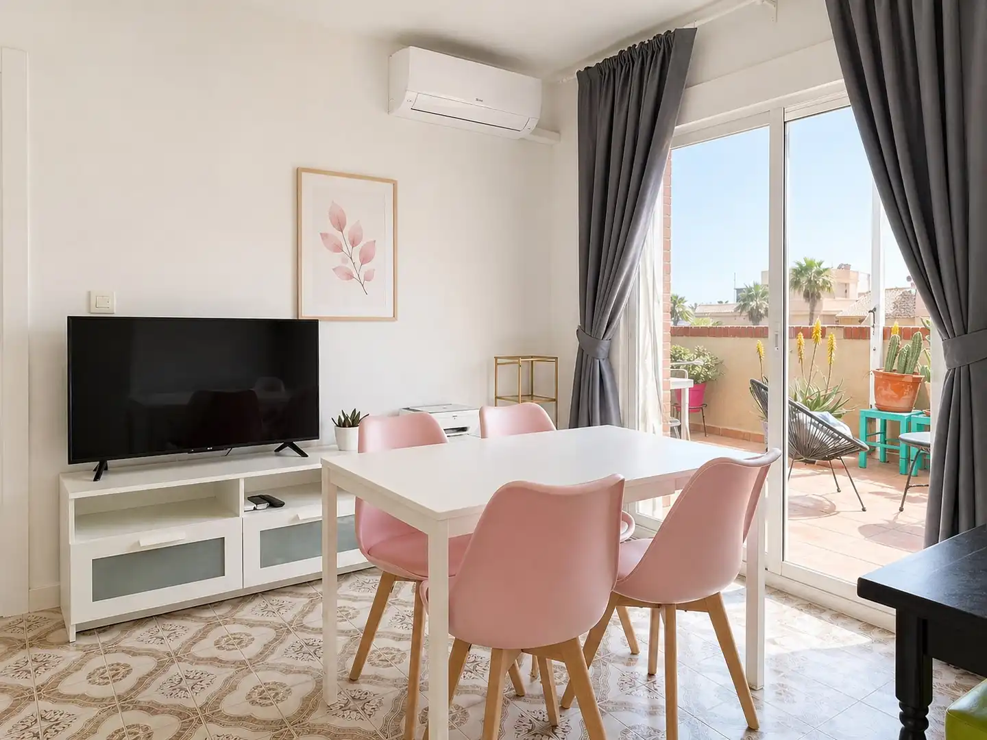 Dining room of Attic for sale in Torrenueva Costa  with Air Conditioner, Terrace and Furnished