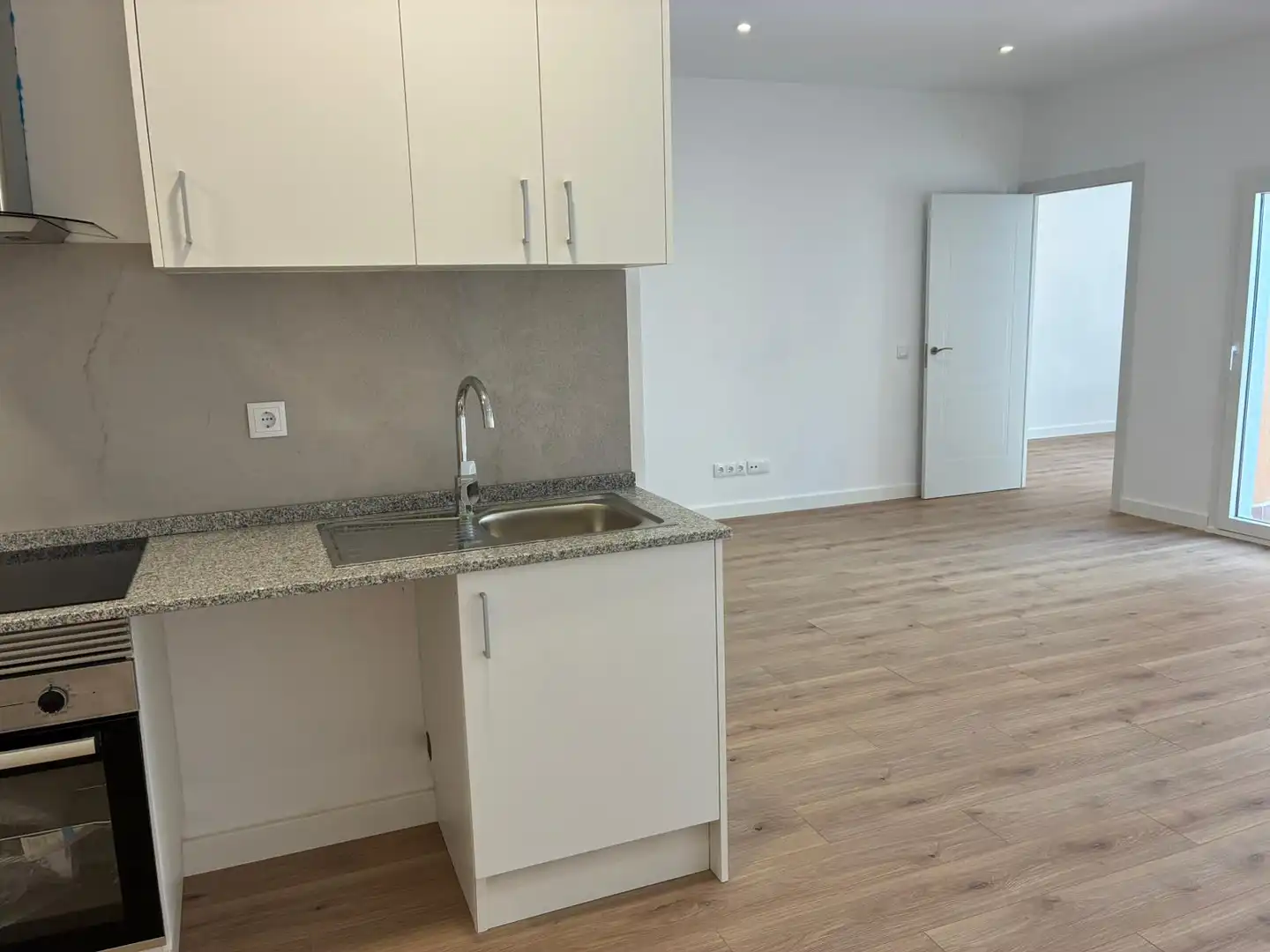 Cocina de Piso en venta en Vilanova del Camí con Calefacción y Terraza
