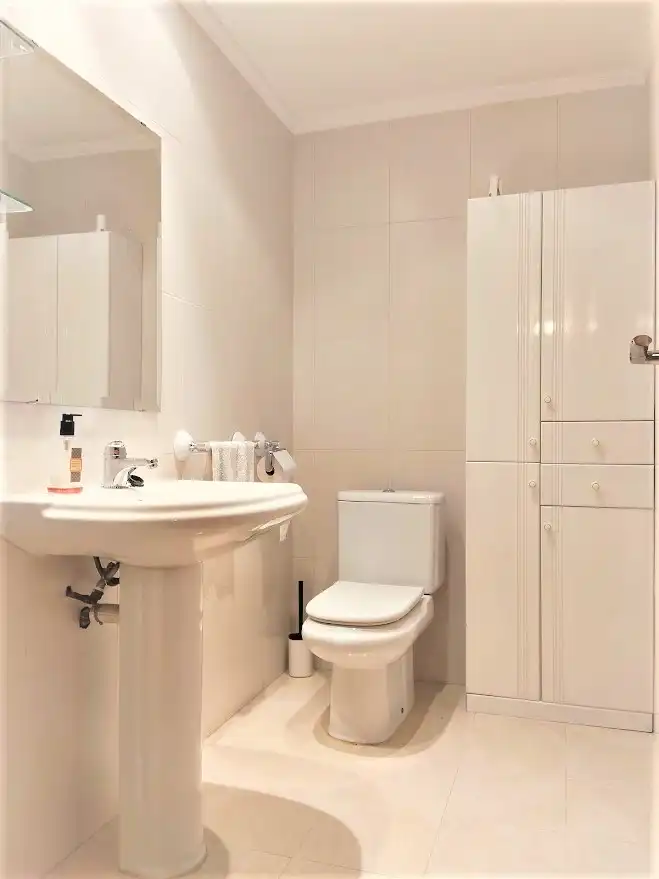 Flat for sale in Instituts - Universitat