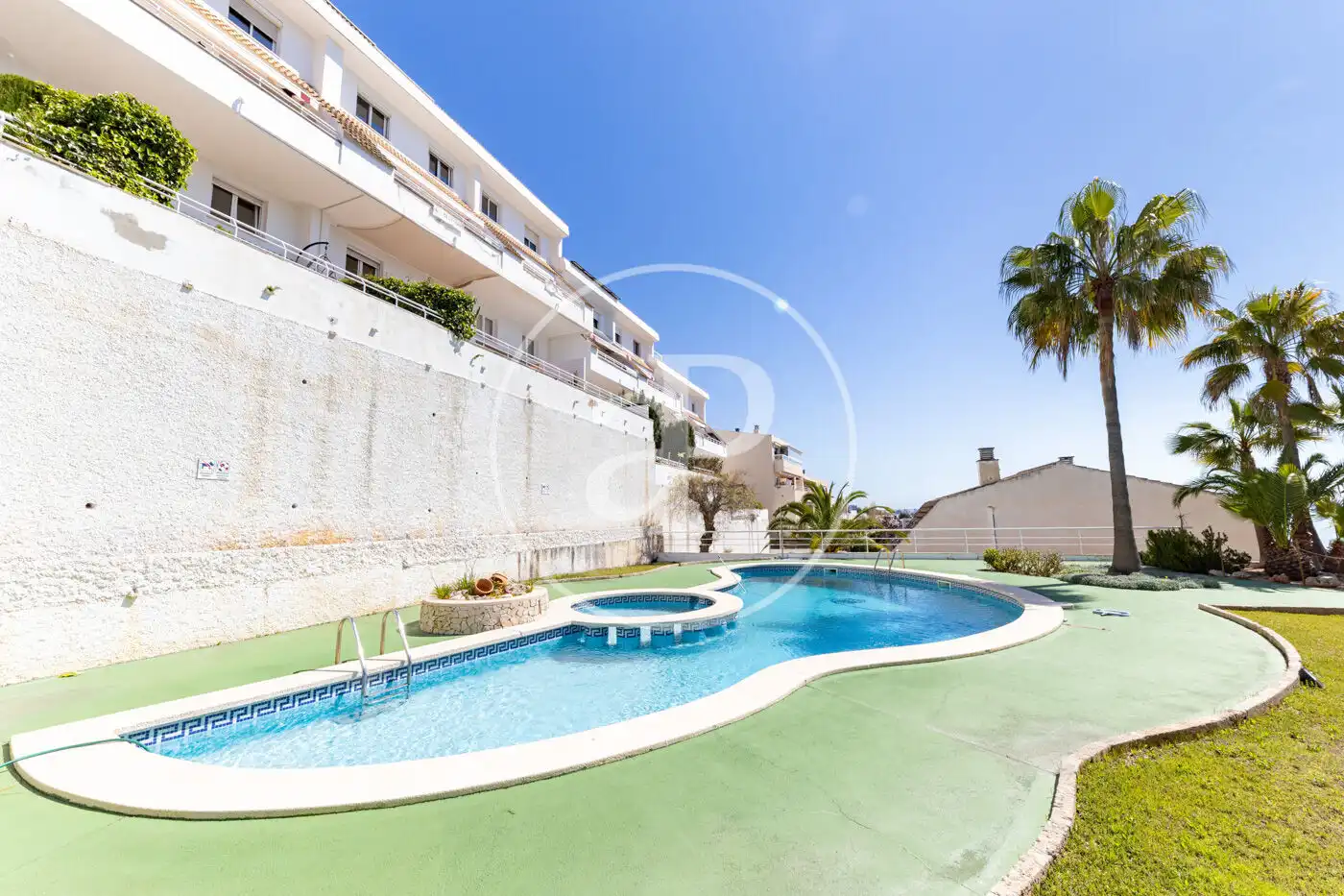 Swimming pool of Duplexes for sale in Calvià  with Air Conditioner, Heating and Private garden