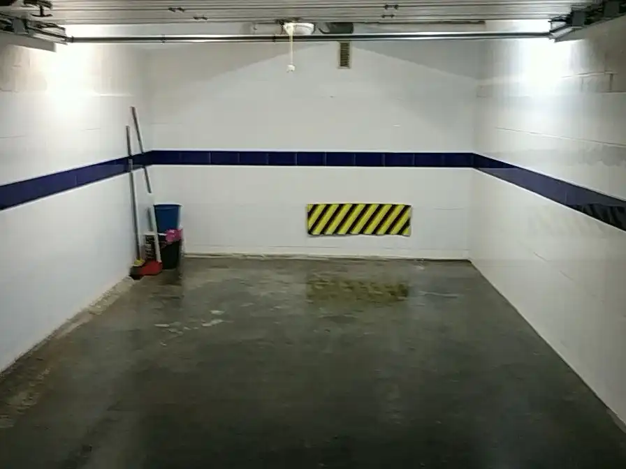 Garage for rent in  Cádiz Capital