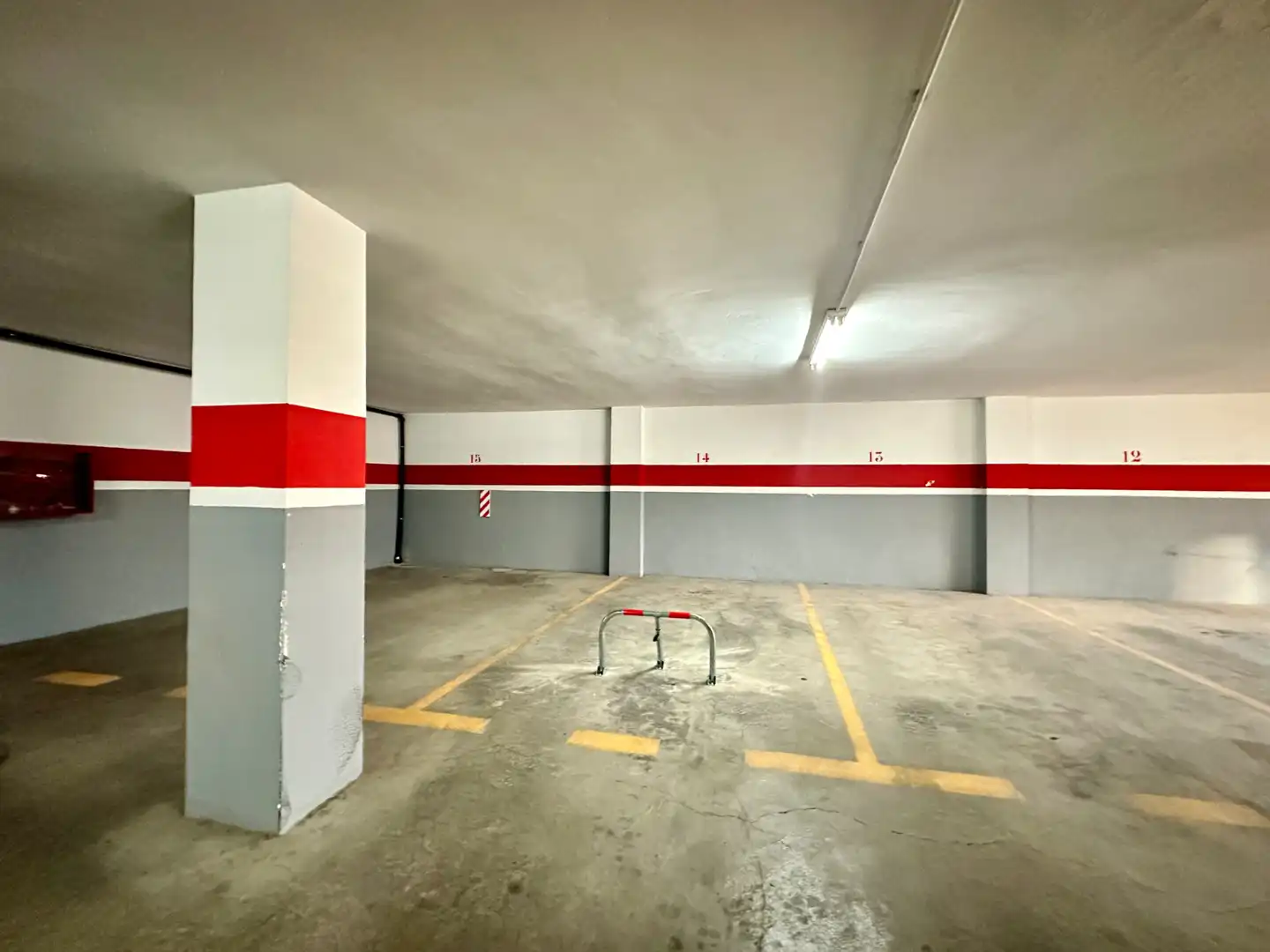 Individual with lift for sale in Calle Córdoba 27