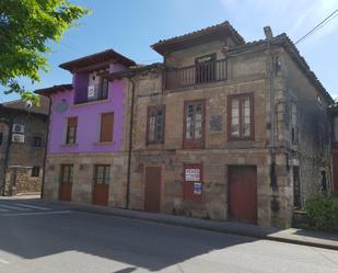 Vista exterior de Casa o xalet en venda en Arenas de Iguña