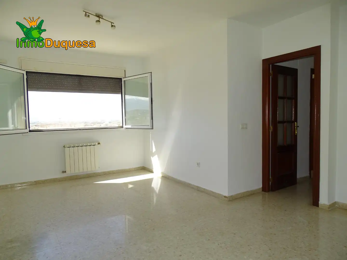 Bedroom of Flat for sale in Granada  with Air Conditioner, Heating and Storage room