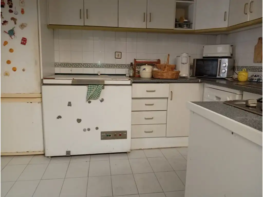 Cuina de Casa adosada en venda en Salobreña amb Piscina