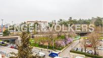 Exterior view of Apartment for sale in  Madrid Capital  with Heating, Private garden and Swimming Pool