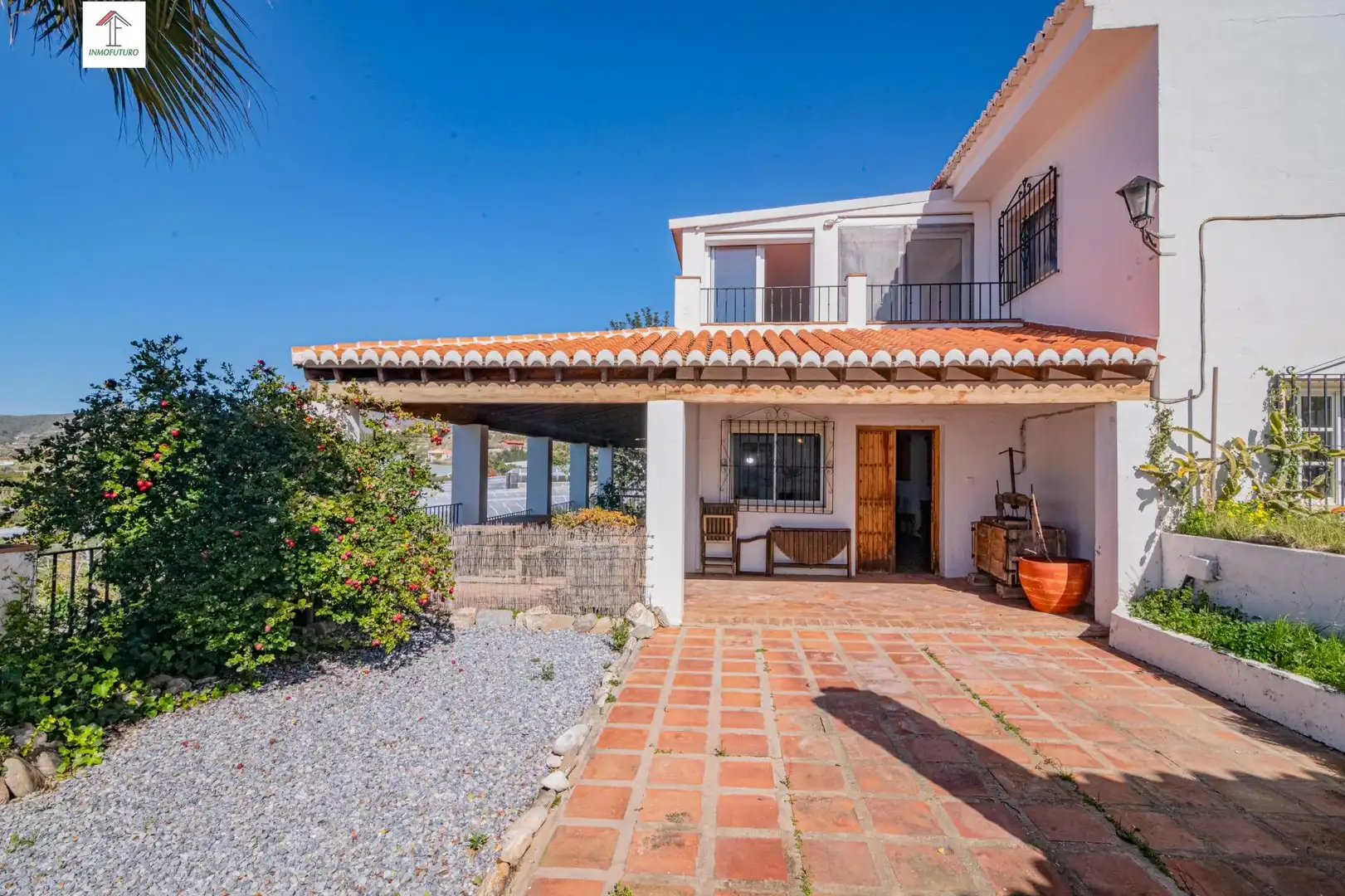 Vista exterior de Casa o chalet en venta en Motril con Jardín privado, Terraza y Piscina