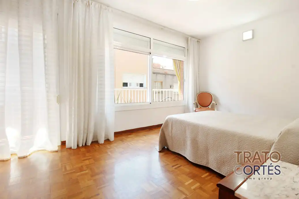 Appartamento con terrazza in vendita a Carrer de Santa Teresa, imagen 16