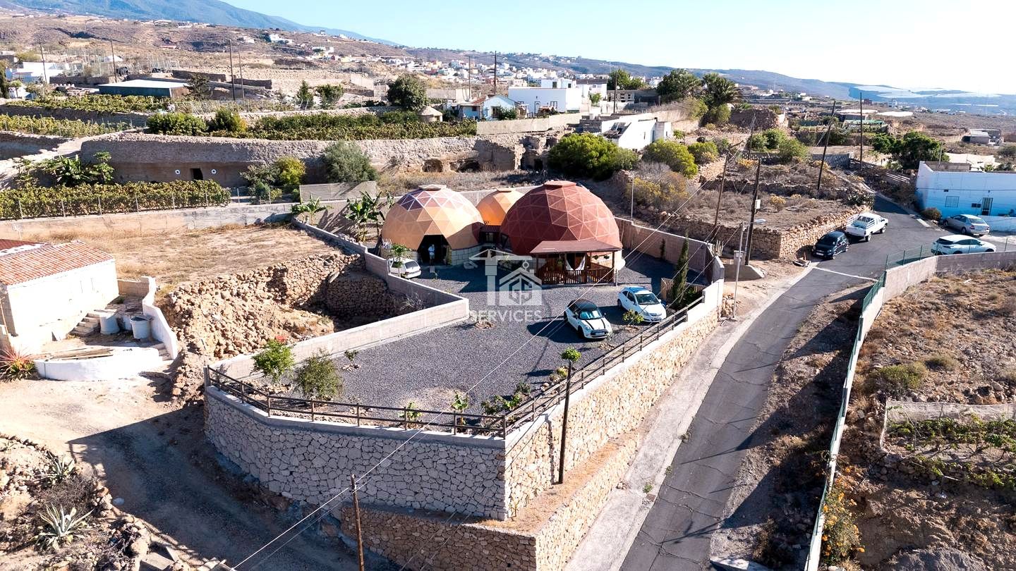 Exterior view of House or chalet for sale in Granadilla de Abona  with Air Conditioner, Heating and Private garden