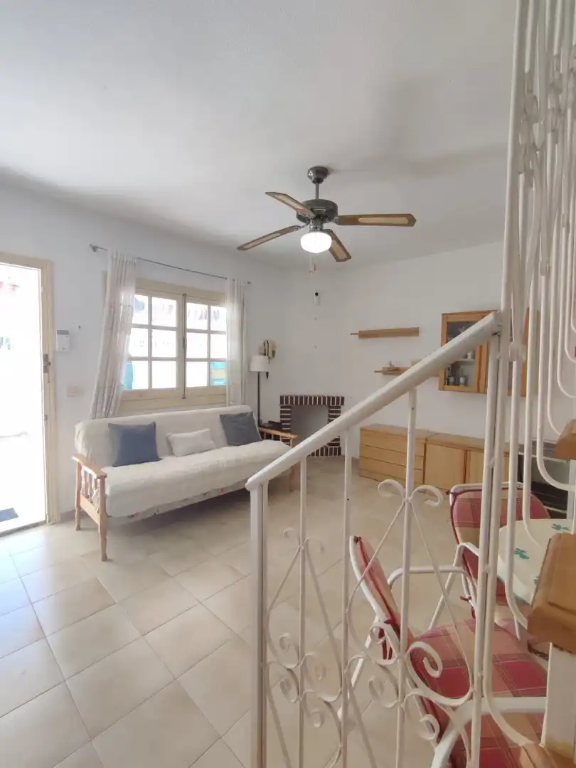 Sala de estar de Casa o chalet en venta en San Pedro del Pinatar con Jardín privado, Terraza y Amueblado