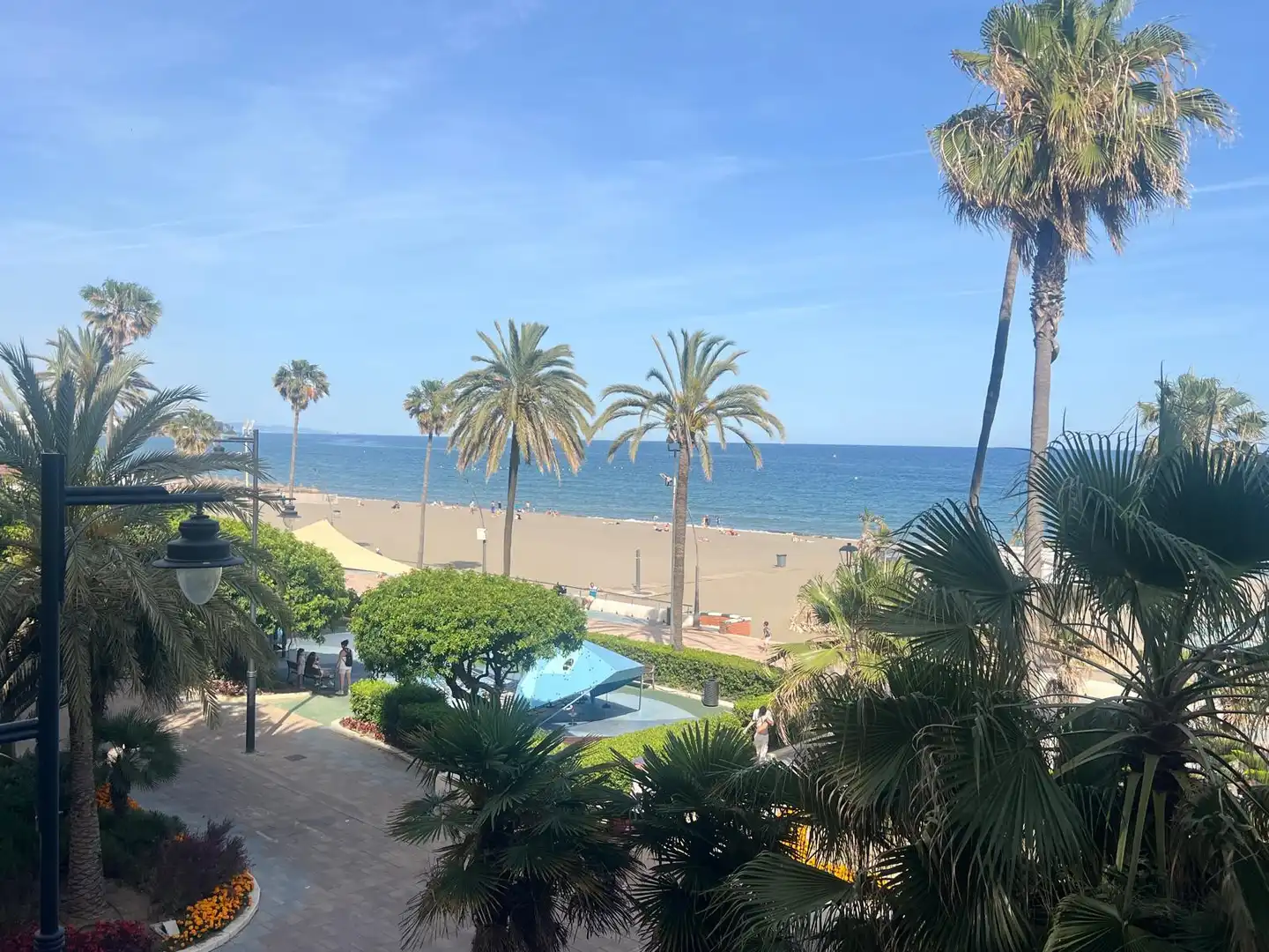 Apartament amb terrassa en venda a Estepona Pueblo