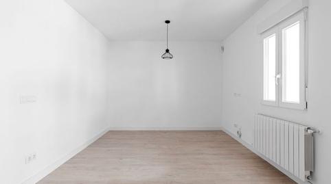 Foto 4 de Piso en venta en Calle San Herculano, Canillejas, Madrid