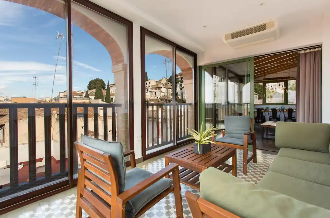 Terrasse von Wohnungen zur Miete in Granada mit Klimaanlage, Heizung und Parkett