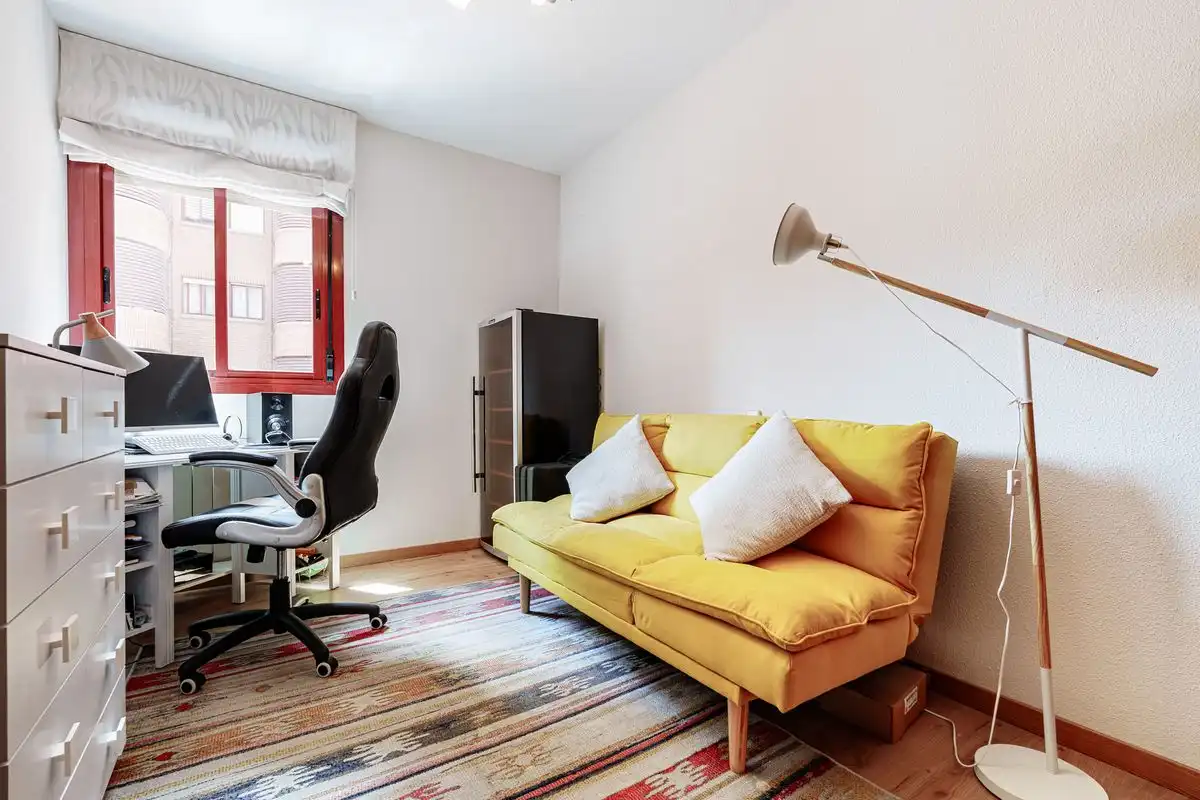 Bedroom of Flat for sale in Alcalá de Henares  with Air Conditioner, Heating and Private garden