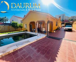 Exterior view of House or chalet for sale in Rincón de la Victoria  with Terrace, Storage room and Swimming Pool