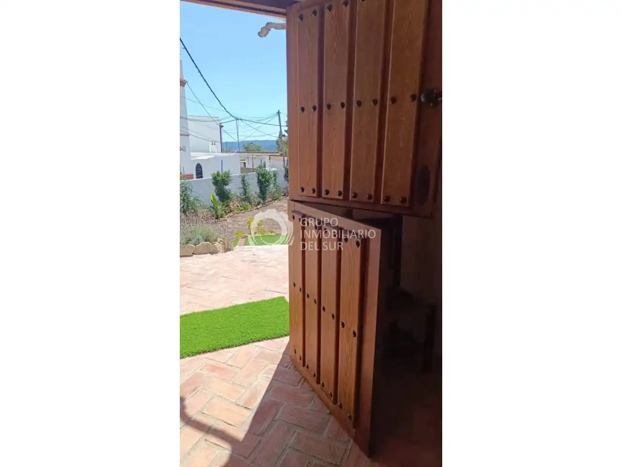 Terrassa de Casa o xalet en venda en Benalup-Casas Viejas amb Jardí privat, Terrassa i Moblat