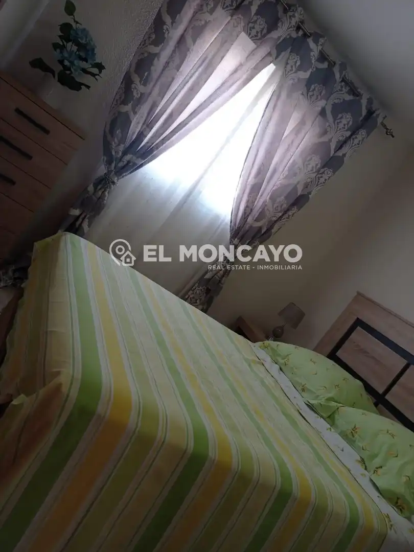Casa o xalet en venda a Calle Calle los Mandarinos, San Miguel de Salinas