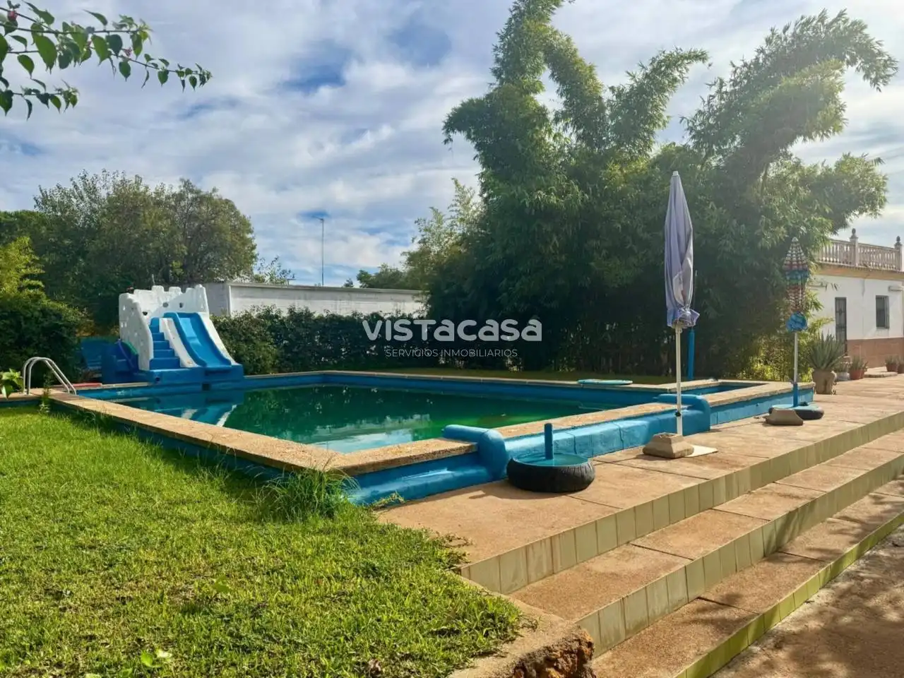 Piscina de Finca rústica en venta en El Viso del Alcor con Aire acondicionado, Calefacción y Jardín privado