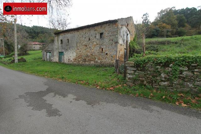 Casa-chalet en Venta en Colindres