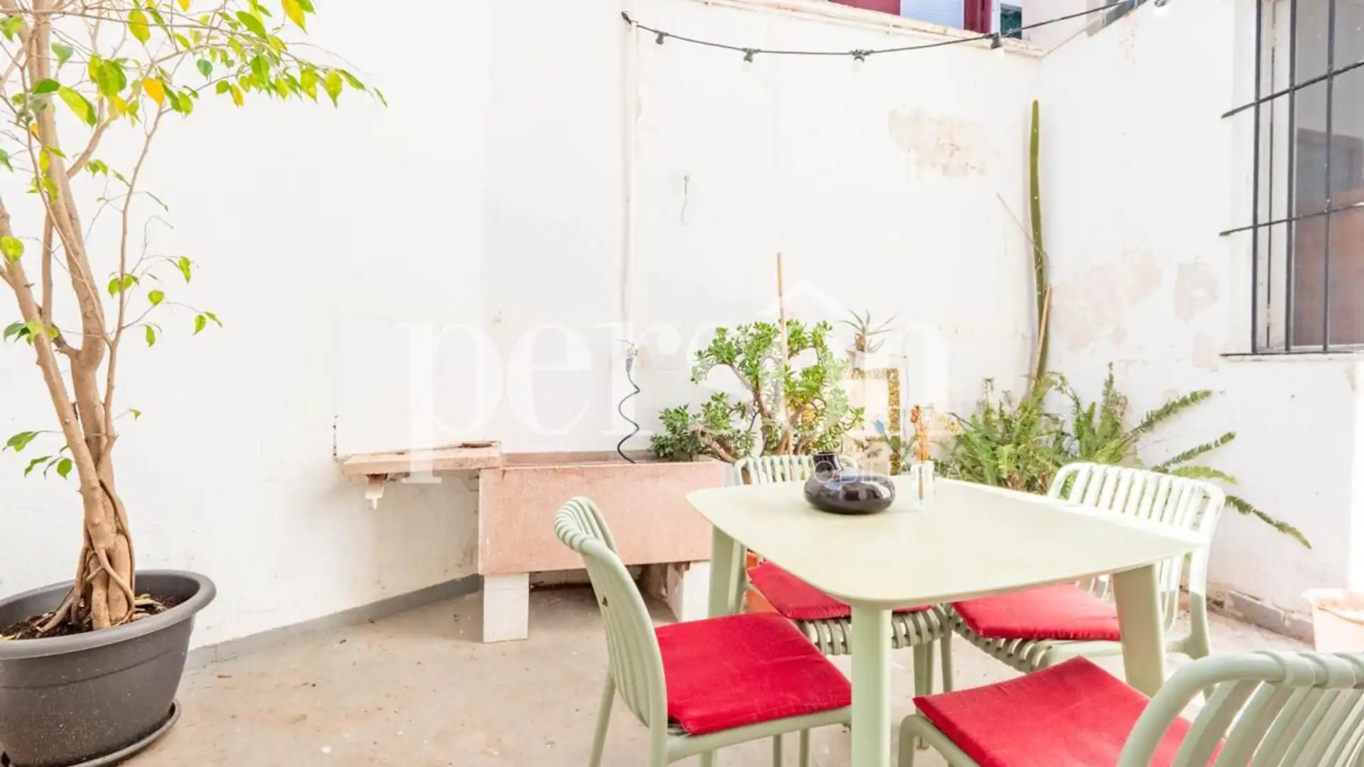 Terraza de Planta baja en venta en  Valencia Capital con Terraza