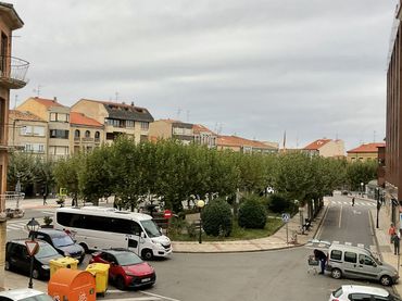 Pis amb ascensor en venda a Calle Ramón Salazar