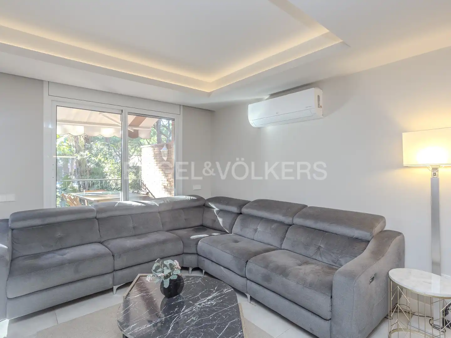 Sala d'estar de Casa o xalet de lloguer en Gavà amb Aire condicionat, Calefacció i Jardí privat