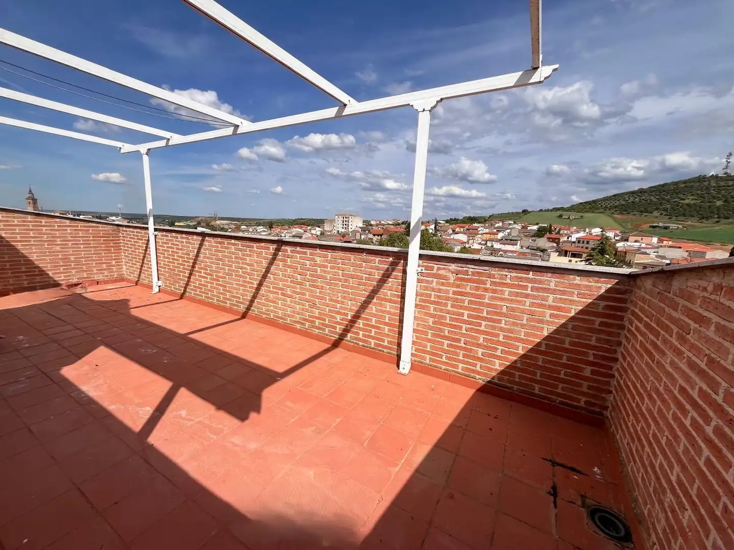 Terrasse von Wohnung zum Verkauf in Los Navalmorales mit Klimaanlage und Heizung