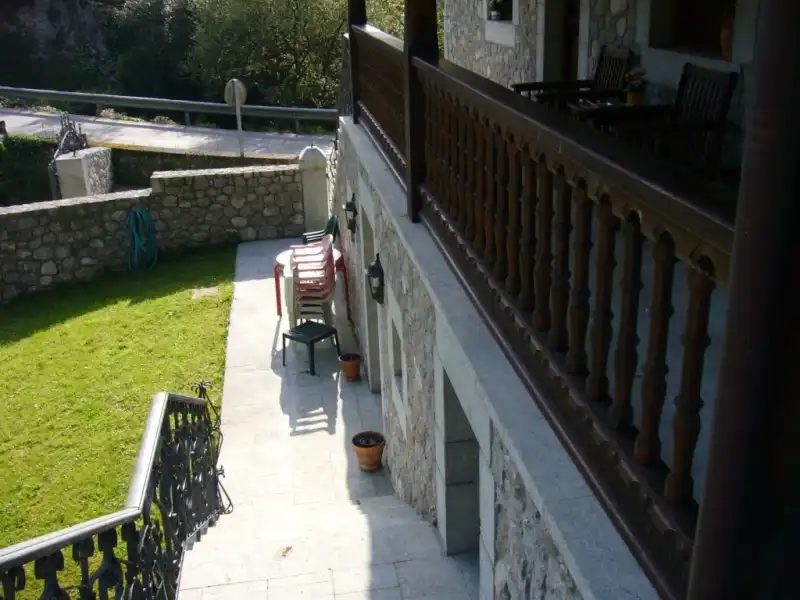 House with terrace for sale in Pría - Nueva-Hontoria - Naves, imagen 4