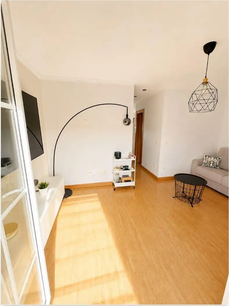 Sala de estar de Casa adosada en venta en Polanco con Calefacción, Jardín privado y Terraza
